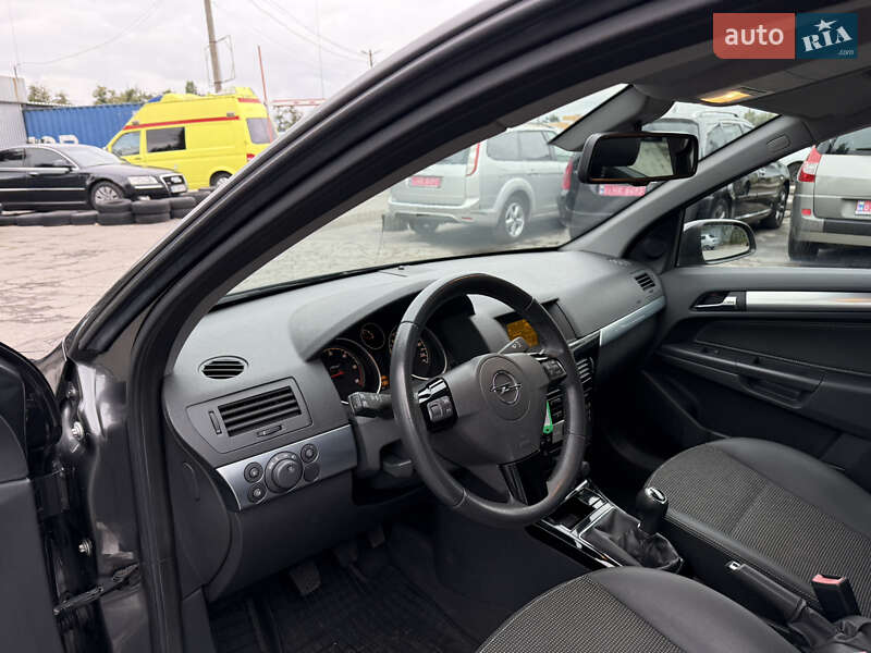 Универсал Opel Astra 2009 в Виннице
