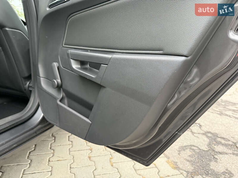 Универсал Opel Astra 2009 в Виннице