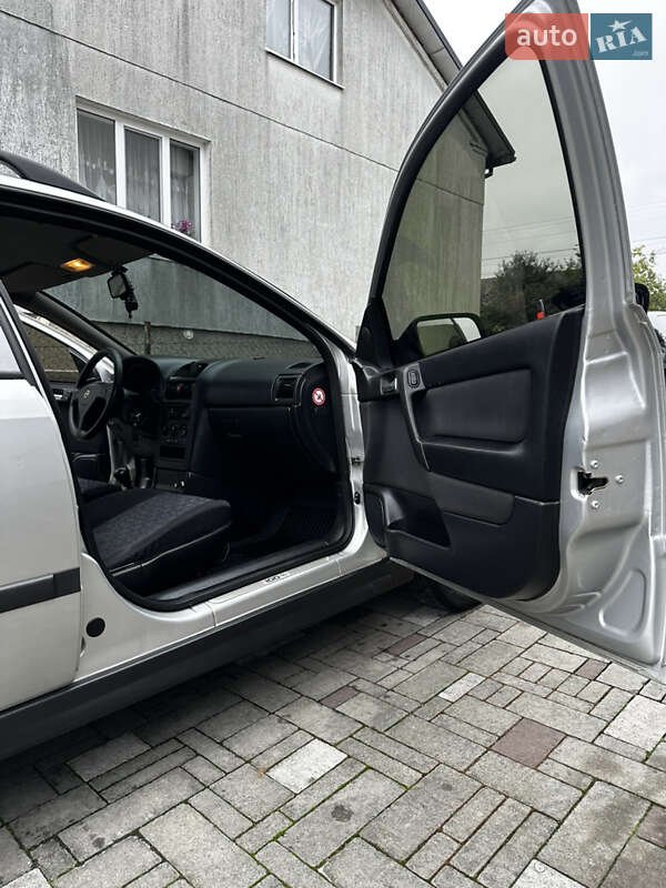 Универсал Opel Astra 1999 в Львове