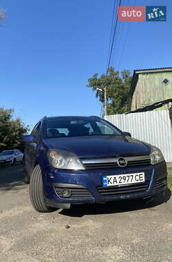 Универсал Opel Astra 2006 в Киеве