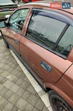 Седан Opel Astra 2001 в 