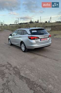 Универсал Opel Astra 2019 в 