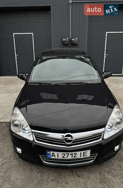 Хэтчбек Opel Astra 2008 в 