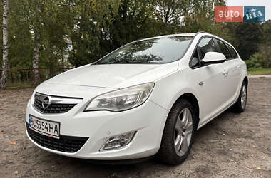 Универсал Opel Astra 2011 в Новом Роздоле