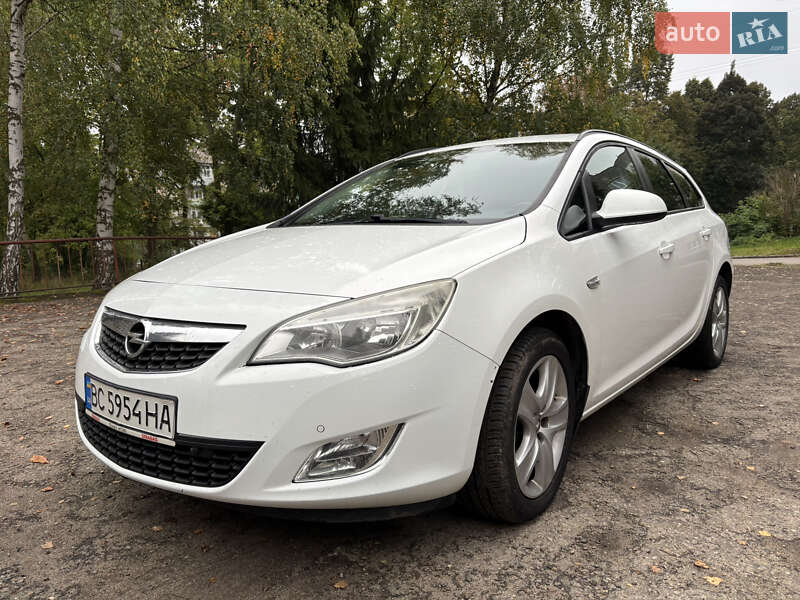 Универсал Opel Astra 2011 в Новом Роздоле фото Универсал Opel Astra 2011 в Новом Роздоле