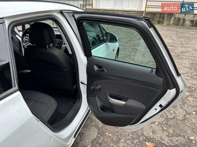 Универсал Opel Astra 2011 в Новом Роздоле фото 11 Универсал Opel Astra 2011 в Новом Роздоле