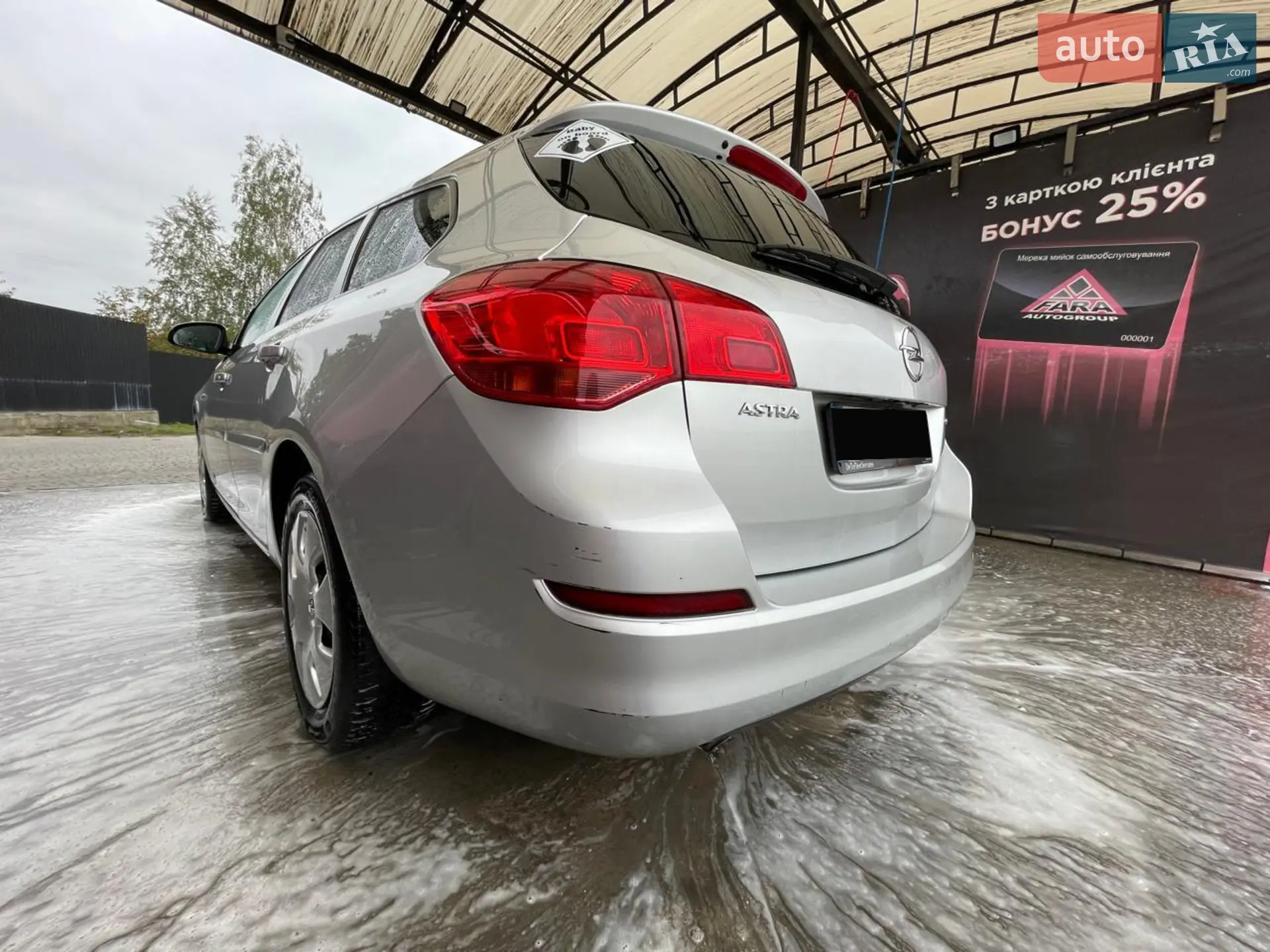 2011 Opel Astra - мініатюра 2