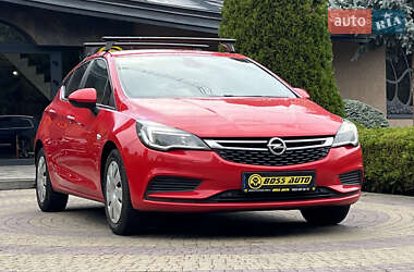 Хэтчбек Opel Astra 2016 в Львове