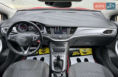 Хэтчбек Opel Astra 2016 в 