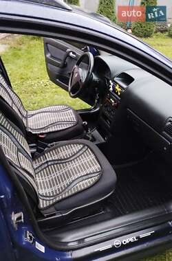 Универсал Opel Astra 2003 в 
