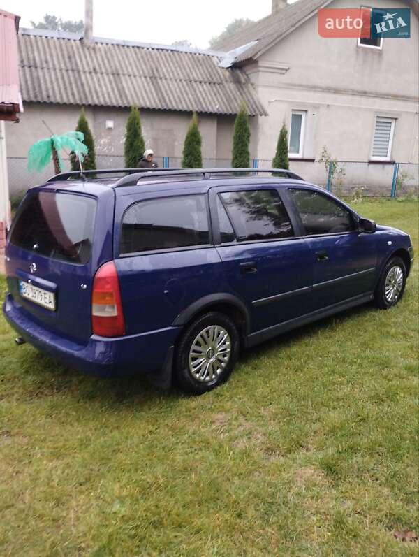 Универсал Opel Astra 2003 в Теребовле
