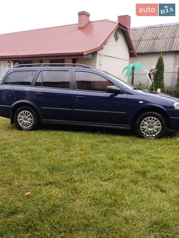 Универсал Opel Astra 2003 в Теребовле