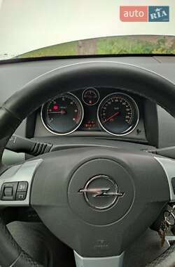 Универсал Opel Astra 2009 в 