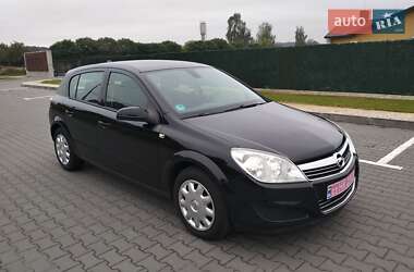 Хетчбек Opel Astra 2008 в Рівному
