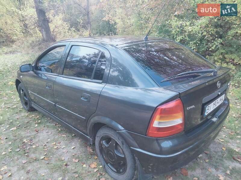 Хэтчбек Opel Astra 1999 в Полтаве
