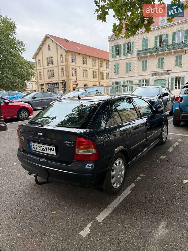 Хэтчбек Opel Astra 2002 в Калуше