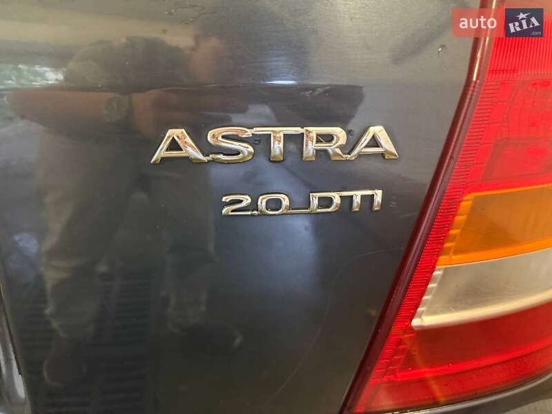 Хэтчбек Opel Astra 2002 в Калуше