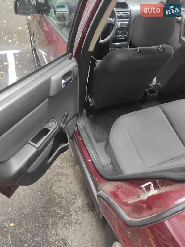 Седан Opel Astra 2007 в Сумах