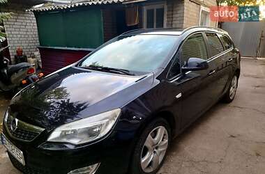 Универсал Opel Astra 2011 в Пятихатках