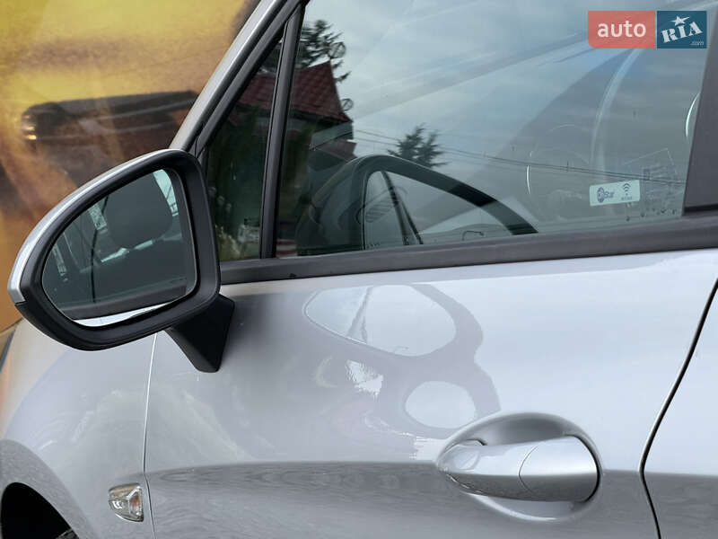 Универсал Opel Astra 2017 в Стрые фото 23 Универсал Opel Astra 2017 в Стрые