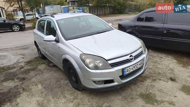 Хетчбек Opel Astra 2003 в Броварах фото 4 Хетчбек Opel Astra 2003 в Броварах