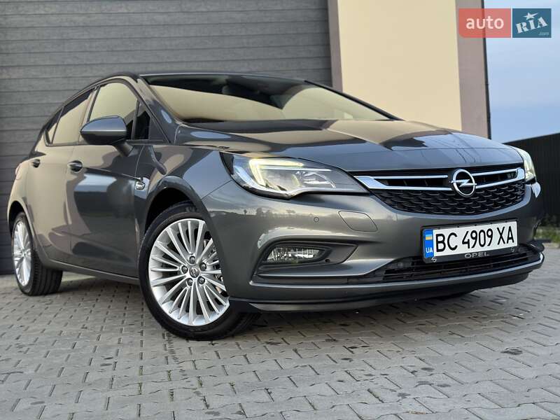 Хетчбек Opel Astra 2018 в Стрию