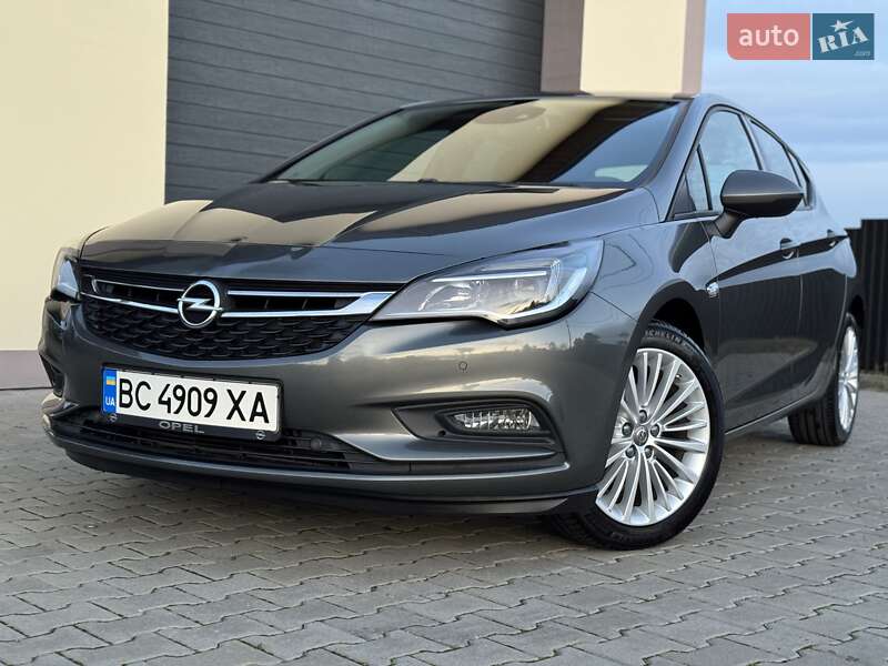 Хетчбек Opel Astra 2018 в Стрию