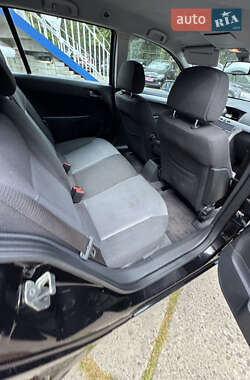Универсал Opel Astra 2009 в 