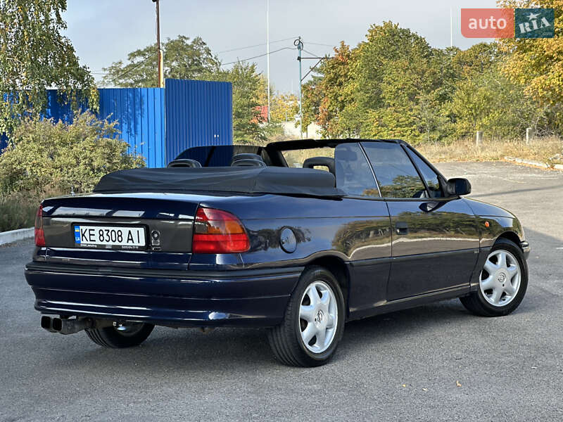 Кабриолет Opel Astra 1998 в Днепре