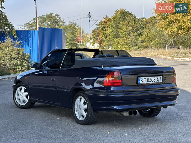 Кабриолет Opel Astra 1998 в Днепре