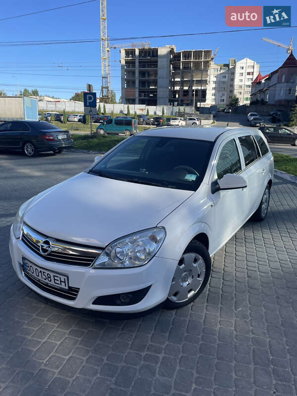 Opel Astra 2009