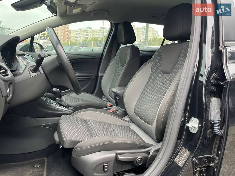 Универсал Opel Astra 2022 в Киеве