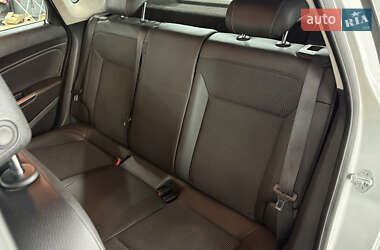 Хэтчбек Opel Astra 2010 в 
