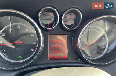 Универсал Opel Astra 2011 в 