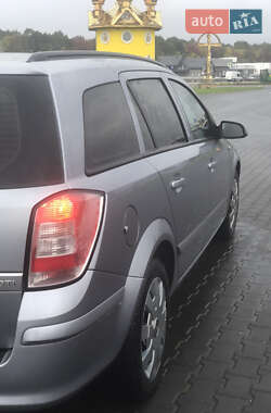 Универсал Opel Astra 2006 в 