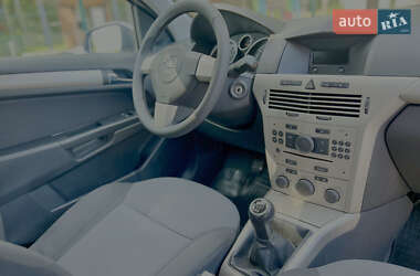 Универсал Opel Astra 2008 в 