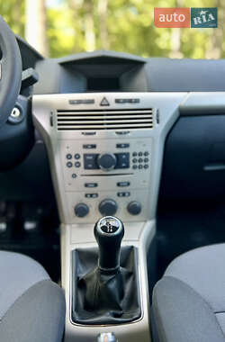 Универсал Opel Astra 2008 в 