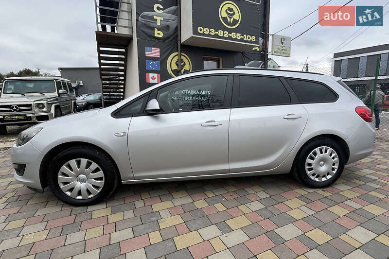 Універсал Opel Astra 2013 в Стрию