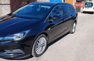 Универсал Opel Astra 2019 в 