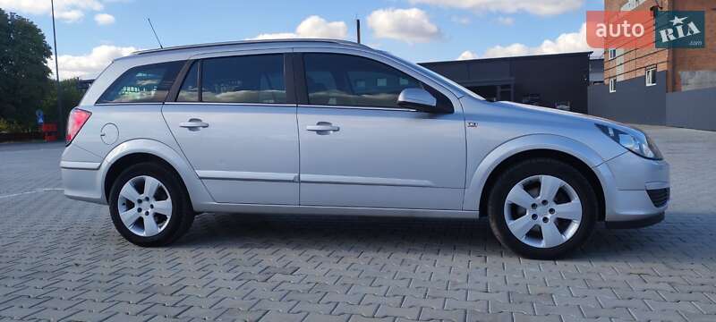 Универсал Opel Astra 2005 в Нововолынске фото 11 Универсал Opel Astra 2005 в Нововолынске