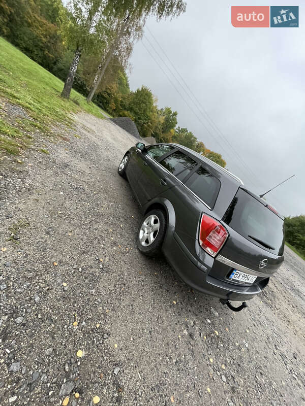 Универсал Opel Astra 2010 в Красилове фото 8 Универсал Opel Astra 2010 в Красилове