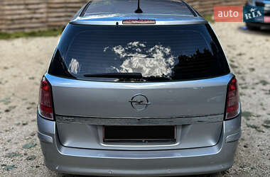 Универсал Opel Astra 2009 в 