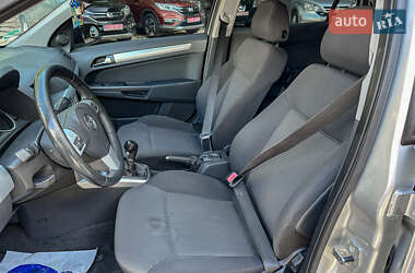 Универсал Opel Astra 2009 в 
