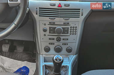 Универсал Opel Astra 2009 в 