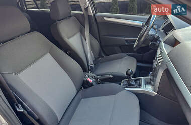 Универсал Opel Astra 2009 в 