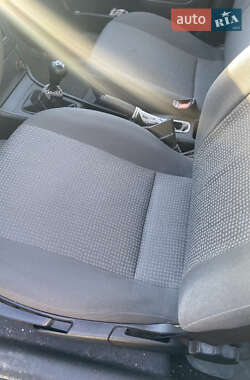 Седан Opel Astra 2006 в 