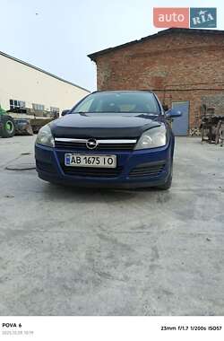 Универсал Opel Astra 2006 в Сумах
