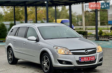 Универсал Opel Astra 2008 в Виннице