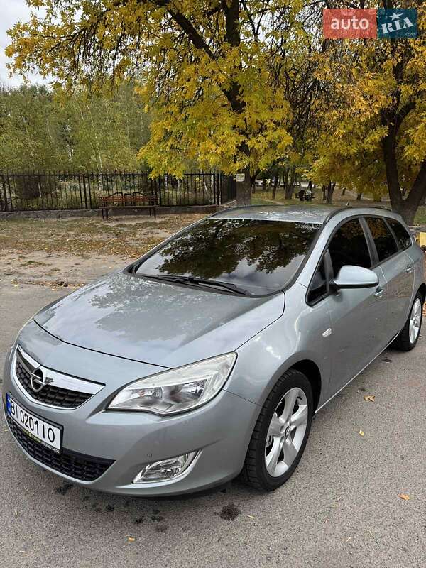 Универсал Opel Astra 2011 в Кобеляках фото 7 Универсал Opel Astra 2011 в Кобеляках
