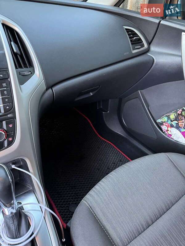 Универсал Opel Astra 2011 в Кобеляках фото 14 Универсал Opel Astra 2011 в Кобеляках